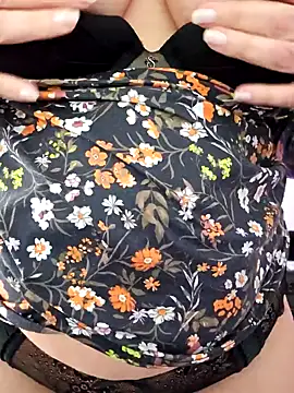 Snapshot of MarleneBloem chatting on 14, 3, 2025 MarleneBloem online show from 14, 3, 2025