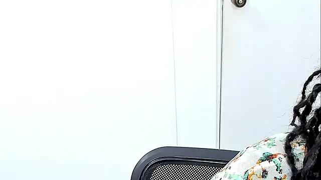 alison-ker3 online show from 23, 3, 2025