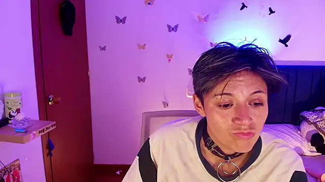 9 Fernanda 9 online show from 22, 11, 2025