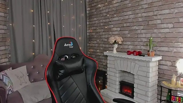 SarahCoksss online show from 25, 4, 2026