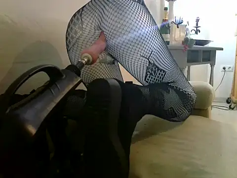 xxxlecram online show from 4, 6, 2026