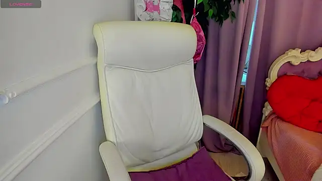 Lily Marlin online show from 19, 7, 2026