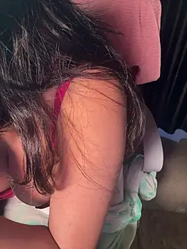 sexy-simmy online show from 4, 4, 2026