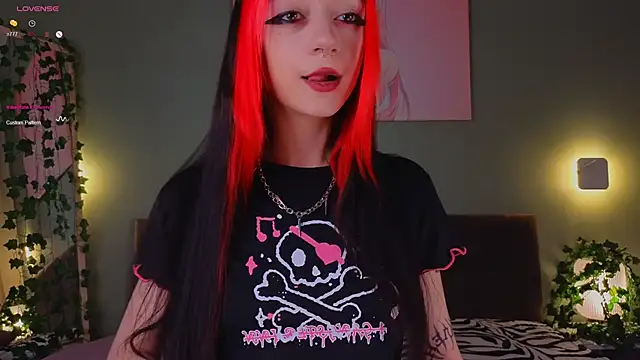 TristaRoht online show from 10, 1, 2025