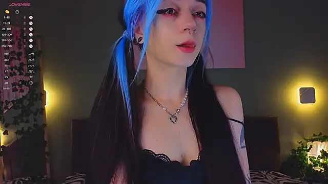 TristaRoht online show from 18, 2, 2025