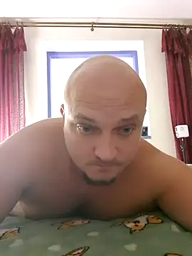 Snapshot of Pandasky chatting on 18, 11, 2025 Pandasky online show from 18, 11, 2025