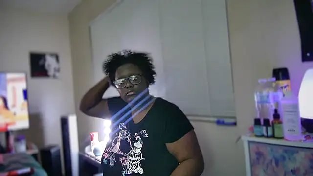 Yagurl  west online show from 3, 2, 2025