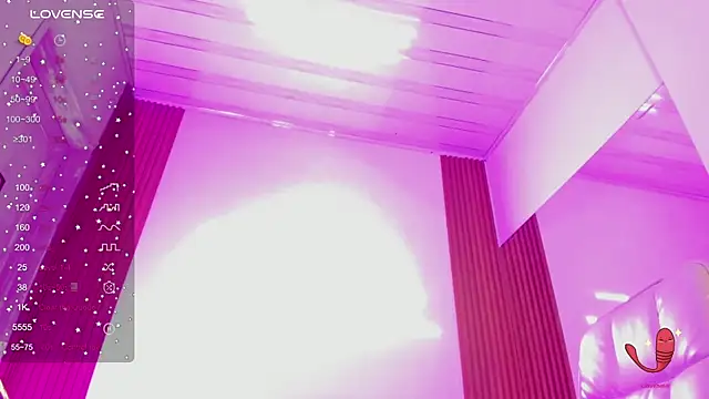 Snapshot of sweetlolihot_ chatting on 15, 10, 2025 sweetlolihot online show from 15, 10, 2025