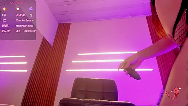 Snapshot of sweetlolihot_ chatting on 8, 11, 2025 sweetlolihot online show from 8, 11, 2025