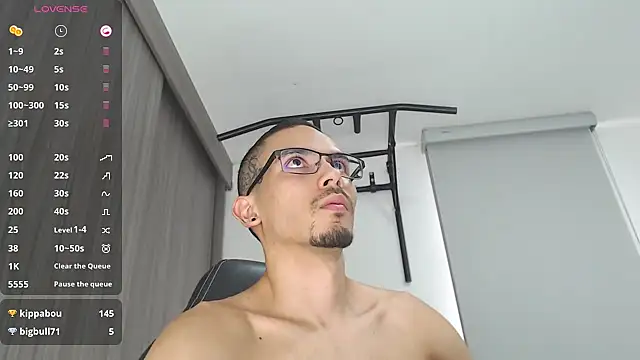 russthiago online show from 14, 3, 2025