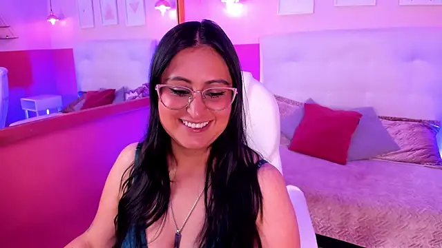 Amber gold  online show from 4, 6, 2026