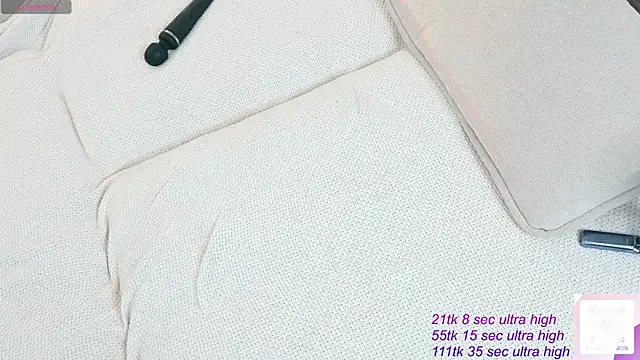   KawaiiYuki   online show from 19, 6, 2026