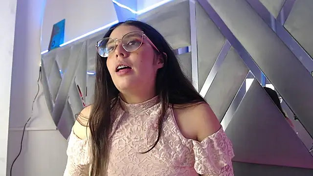 Paola Lyon  online show from 15, 2, 2025