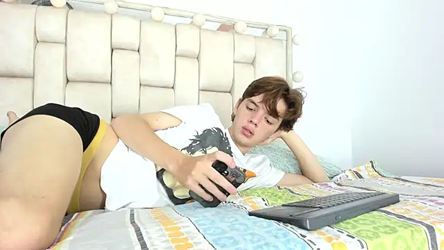 daniel hot03 online show from 13, 11, 2025