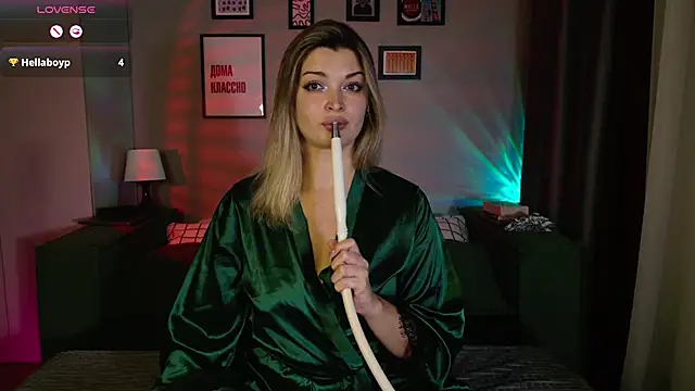 Snapshot of LancasterLady chatting on 18, 10, 2025 LancasterLady online show from 18, 10, 2025