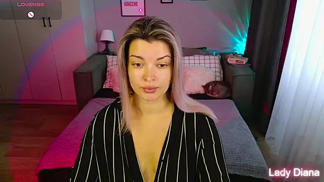 Snapshot of LancasterLady chatting on 20, 10, 2025 LancasterLady online show from 20, 10, 2025