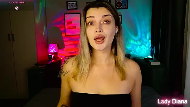 Snapshot of LancasterLady chatting on 14, 11, 2025 LancasterLady online show from 14, 11, 2025