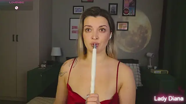 Snapshot of LancasterLady chatting on 15, 11, 2025 LancasterLady online show from 15, 11, 2025