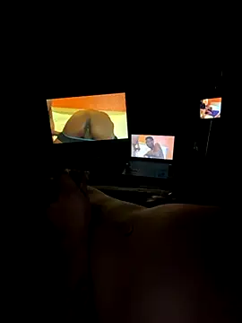 Snapshot of SideGhost chatting on 11, 11, 2025 SideGhost online show from 11, 11, 2025