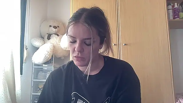 missykat online show from 9, 7, 2026