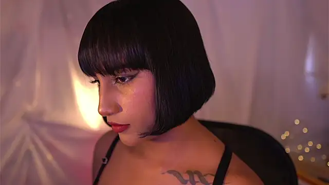 JulietaWinona online show from 19, 1, 2025