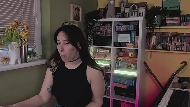 LelianaHazel online show from 10, 3, 2026