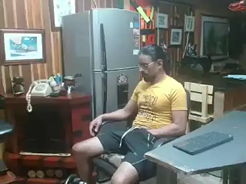 Dr Pocholate84 online show from 28, 1, 2025