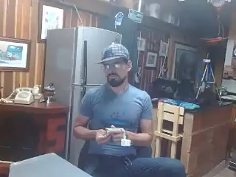 Dr Pocholate84 online show from 2, 3, 2025