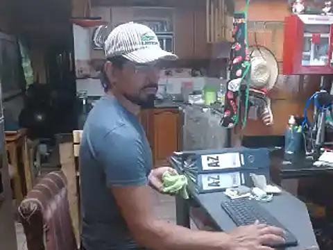 Dr Pocholate84 online show from 22, 3, 2025