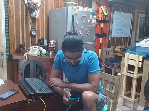 Dr Pocholate84 online show from 8, 10, 2025