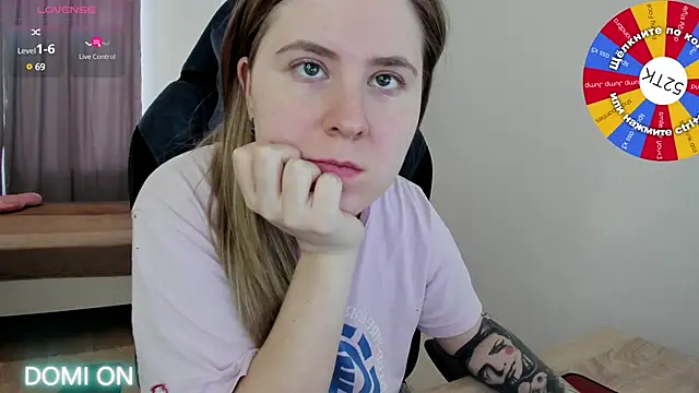 Olivia Munk online show from 17, 2, 2025