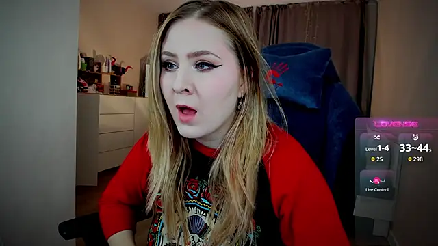 Olivia Munk online show from 23, 10, 2025