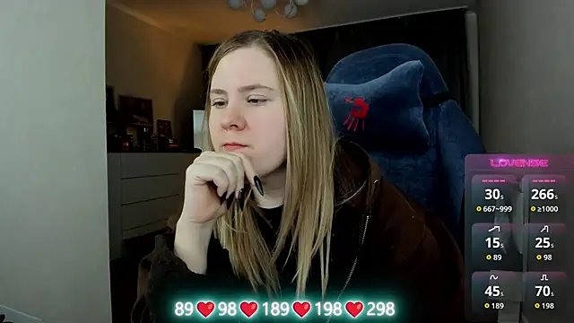 Olivia Munk online show from 1, 2, 2026