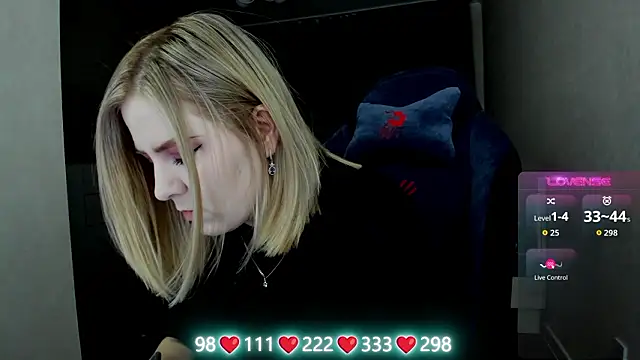 Olivia Munk online show from 27, 3, 2026