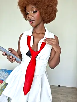 Kamdollie online show from 17, 12, 2025