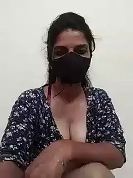 Shuttii 25 online show from 6, 12, 2024