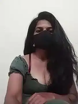 Shuttii 25 online show from 30, 1, 2025