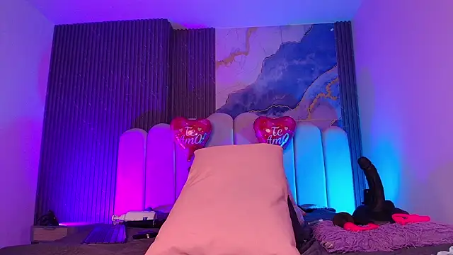 jones maddy  online show from 17, 2, 2026