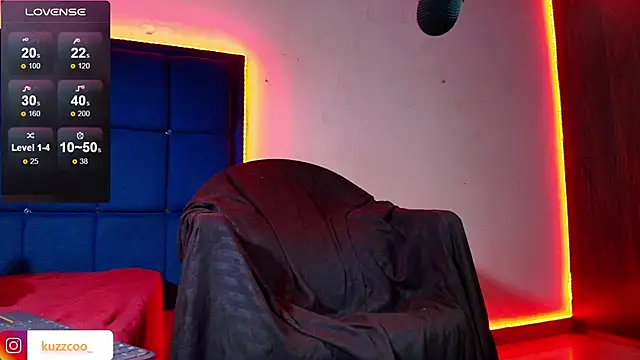 Snapshot of kuzzcoo chatting on 10, 3, 2025 kuzzcoo online show from 10, 3, 2025