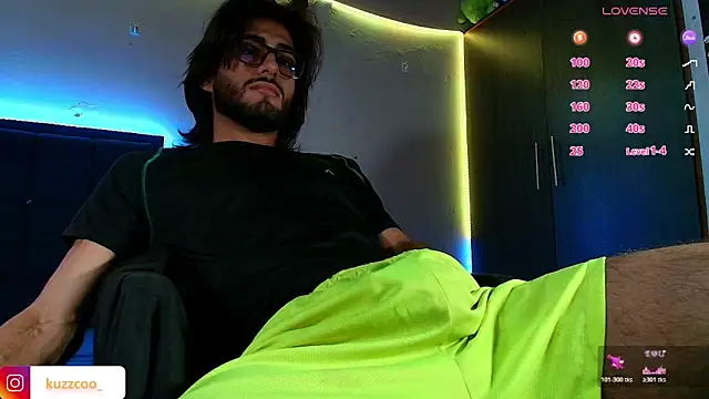 Snapshot of kuzzcoo chatting on 26, 2, 2026 kuzzcoo online show from 26, 2, 2026