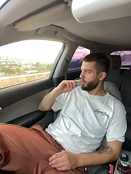 ElChapoGuzman95 online show from 10, 10, 2025