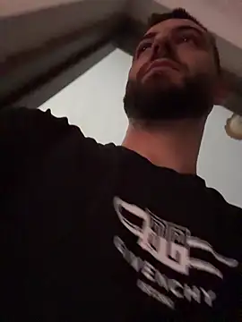 ElChapoGuzman95 online show from 12, 1, 2026