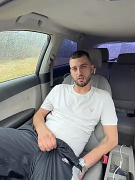 ElChapoGuzman95 online show from 28, 3, 2026