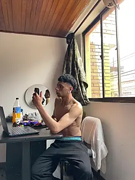 Mollly n david online show from 26, 3, 2026