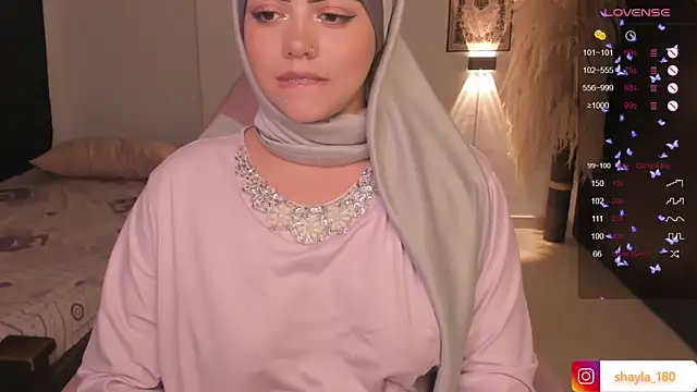 shayla 18 online show from 28, 2, 2025