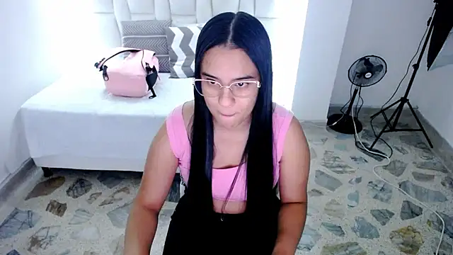 Snapshot of tiffany__pink chatting on 19, 3, 2025 tiffany pink online show from 19, 3, 2025