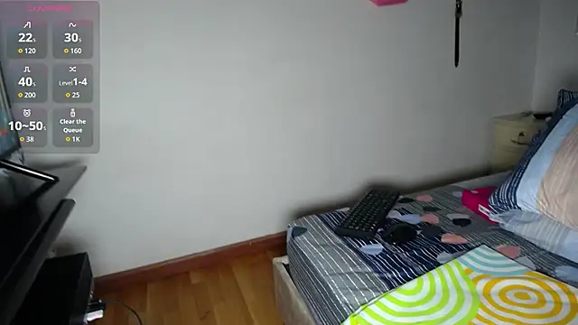 tiffany  pink online show from 18, 12, 2025