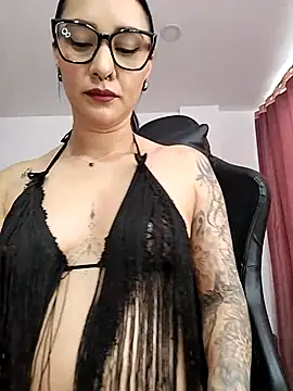 Snapshot of Fleurmeyer79 chatting on 5, 5, 2026 Fleurmeyer79 online show from 5, 5, 2026