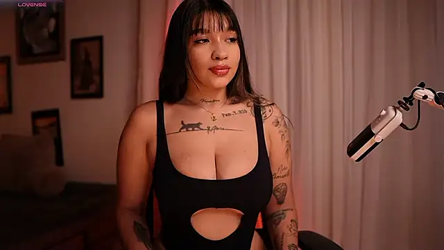 HannahW  online show from 17, 1, 2026