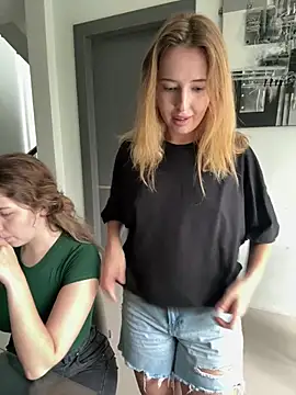 Nura n Sarah online show from 9, 2, 2025